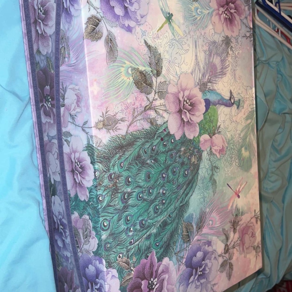 $FIRM Punch Studio Ornament peacock flip top